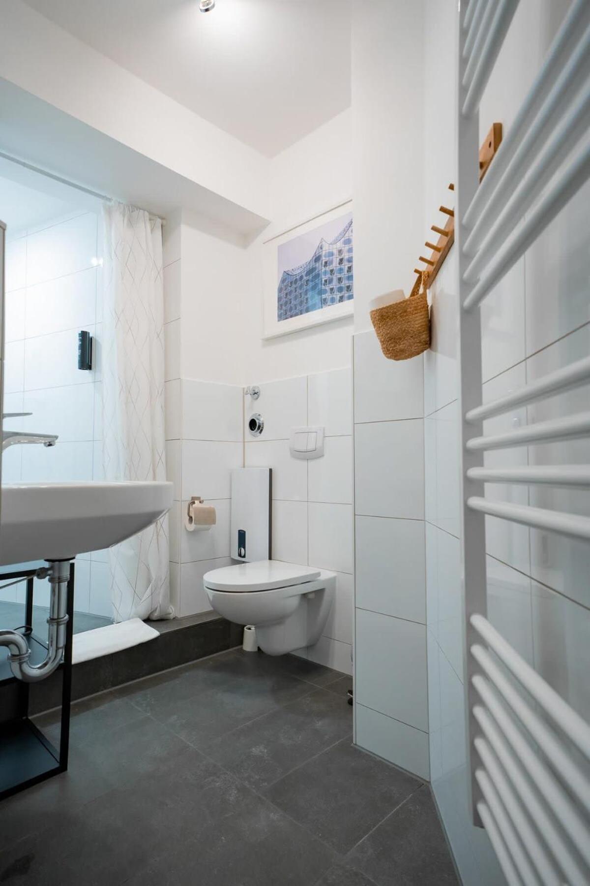 Hamburg City Apartment For 7 Bagian luar foto